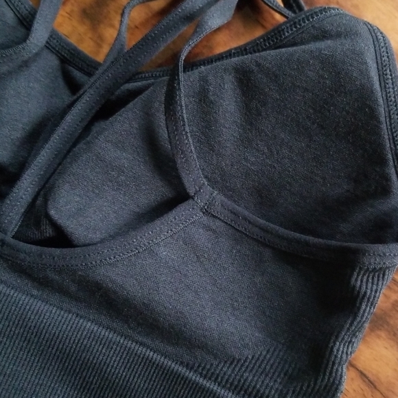 Black workout top/yoga bra/sexy top/backless/hot - Picture 6 of 8